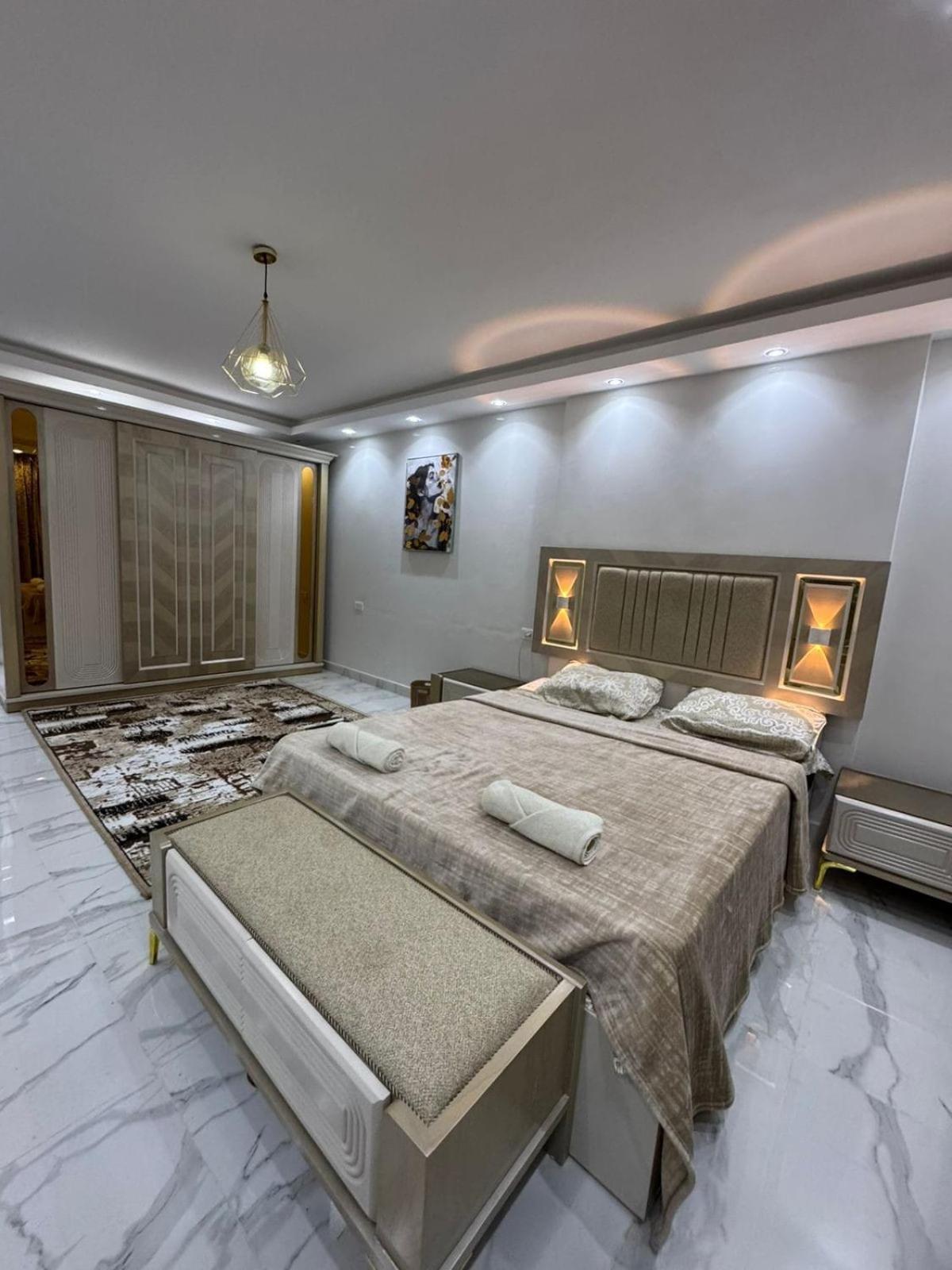 Apartment 3br Modern Convenience Luxury Serviced Dokki *