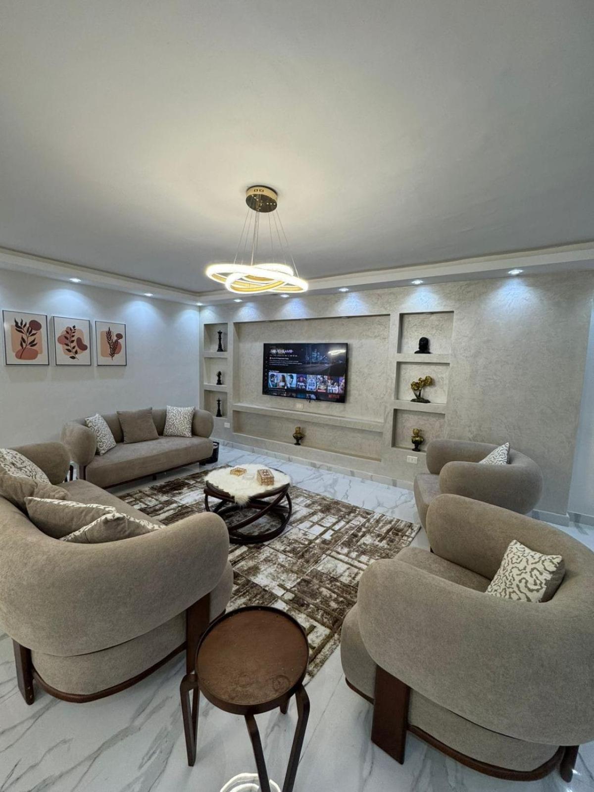 Apartment 3br Modern Convenience Luxury Serviced Dokki *