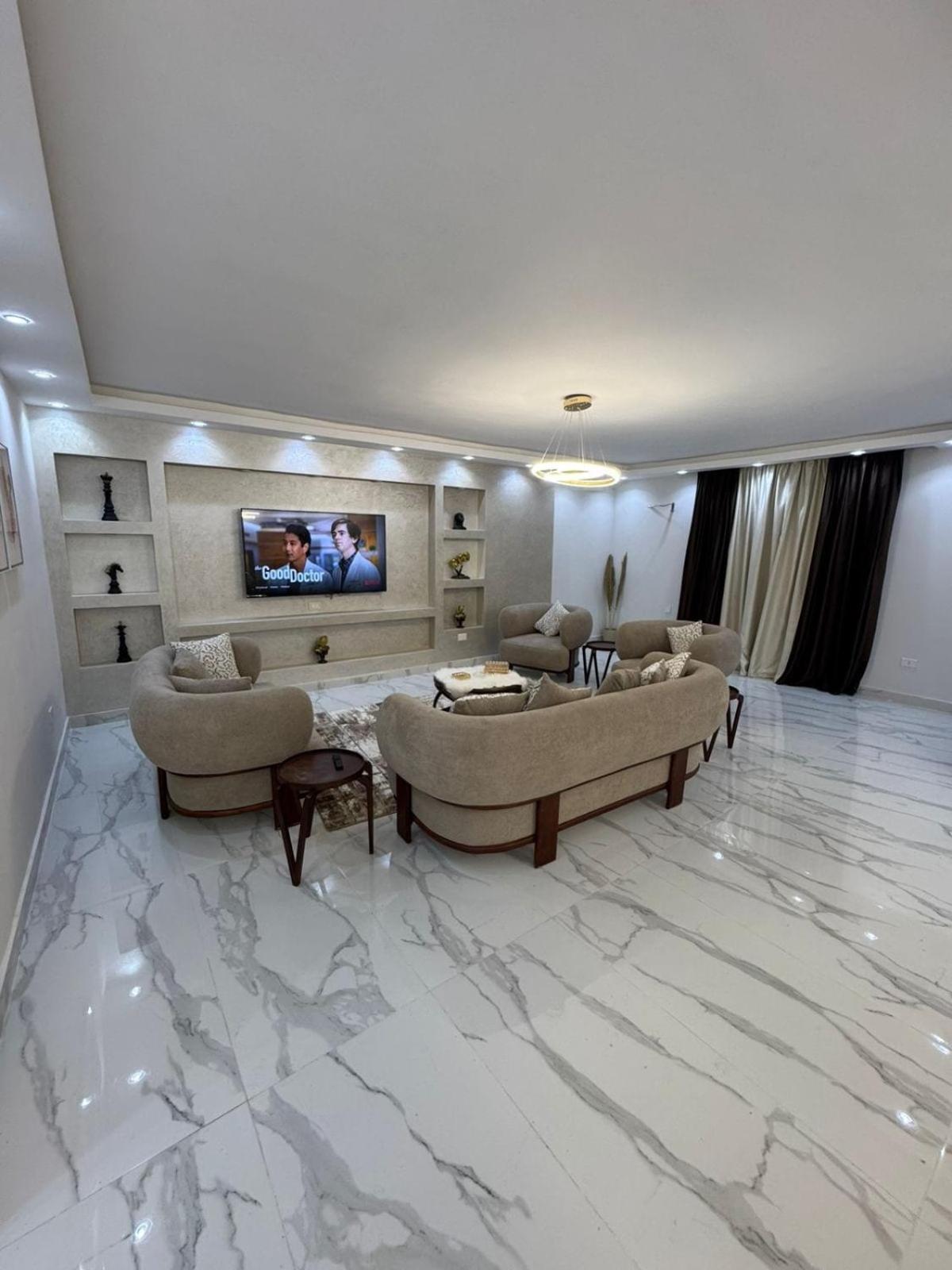 3br Modern Convenience Luxury Serviced Dokki Appartement Le Caire